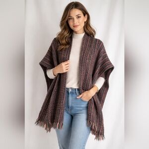 Vintage Tapestries Ireland By Helena Ruuth Hand Crafted Knit Shawl Sweater Wool‎